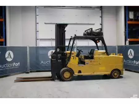 Gas truck 2000  Royal T400C (1)
