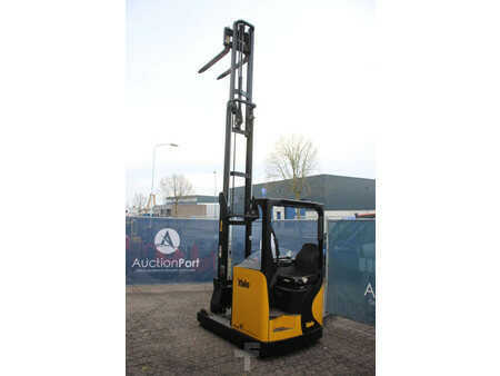 Carretilla retráctil 2009  Yale MR16 (21)