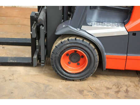Electric - 4 wheels 2019  Linde E20PH-02 (14)