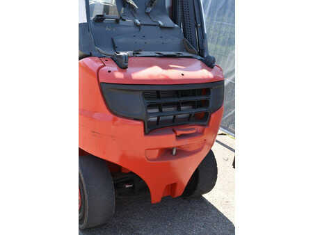 LPG heftrucks 2013  Linde H30T-02 (10)