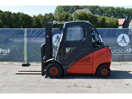 LPG heftrucks 2013  Linde H30T-02 (2)
