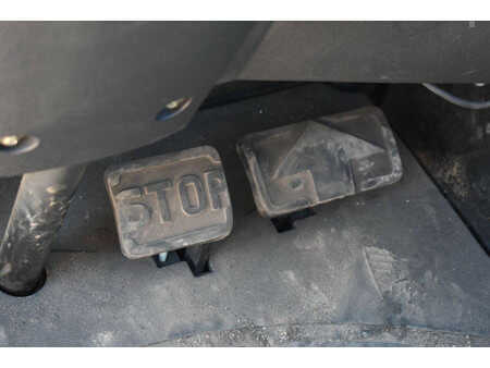 LPG heftrucks 2013  Linde H30T-02 (35)