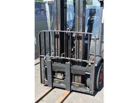 LPG heftrucks 2013  Linde H30T-02 (36)