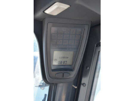 LPG heftrucks 2013  Linde H30T-02 (5)