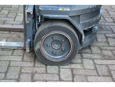 Wózki gazowe 2014  Combilift 20S (12)