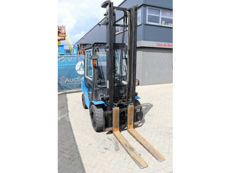 Carrelli elevatori diesel 2001  CAT Lift Trucks DP35K (7)