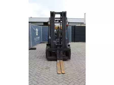 Wózki gazowe 2012  Doosan G35C-5 (8)
