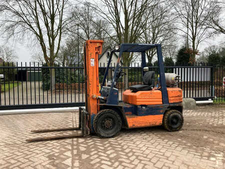 Empilhador a gás 1990  Toyota 42-5FGF 25 (1)