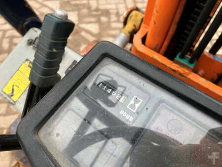 Empilhador a gás 1990  Toyota 42-5FGF 25 (14)