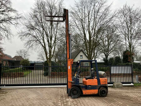 Empilhador a gás 1990  Toyota 42-5FGF 25 (16)