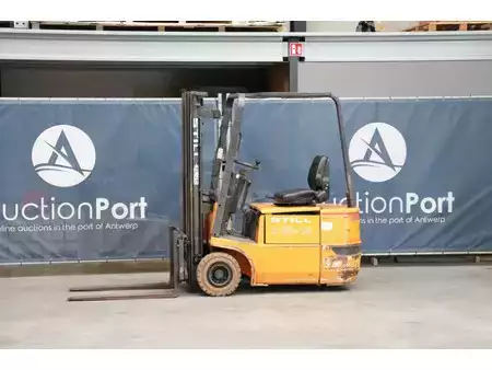 Eléctrica de 4 ruedas 2001  Still R 50-15 (1)