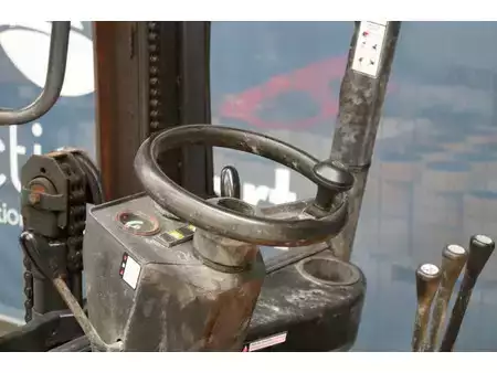 Eléctrica de 4 ruedas 2001  Still R 50-15 (25)