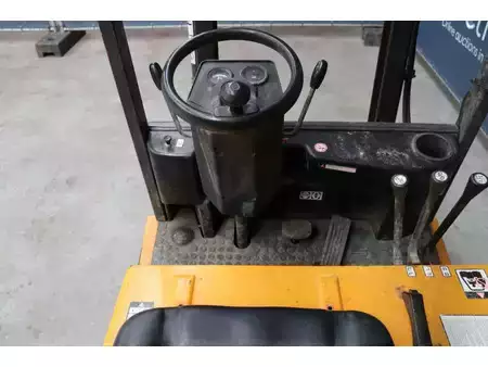 Eléctrica de 4 ruedas 2001  Still R 50-15 (36)