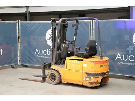 Eléctrica de 4 ruedas 2001  Still R 50-15 (4)