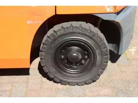 Dieselový VZV 2011  Toyota 52-8FD25 (17)