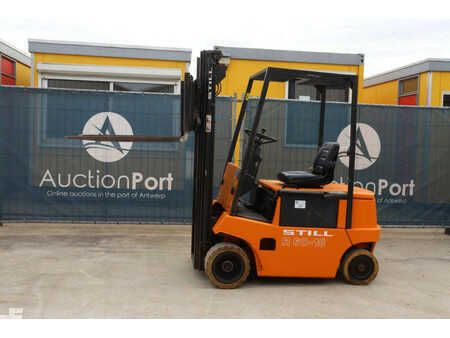 Elektro 4 Rad 1995  Still R 60-18 (32)