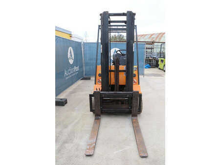 Elektro 4 Rad 1995  Still R 60-18 (8)