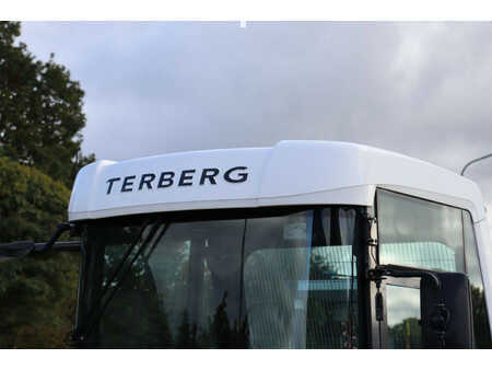 Terminaltraktor 2016  Terberg DT183 Mega (13)
