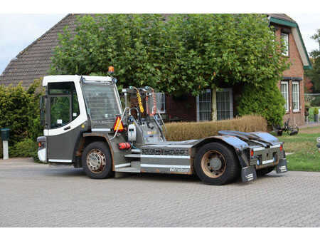 Terminaltraktor 2016  Terberg DT183 Mega (3)