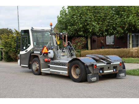 Terminaltraktor 2016  Terberg DT183 Mega (4)