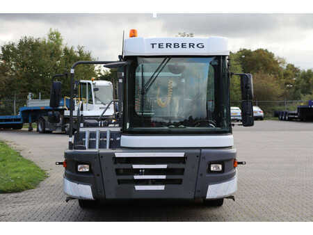 Terminaltraktor 2016  Terberg DT183 Mega (9)