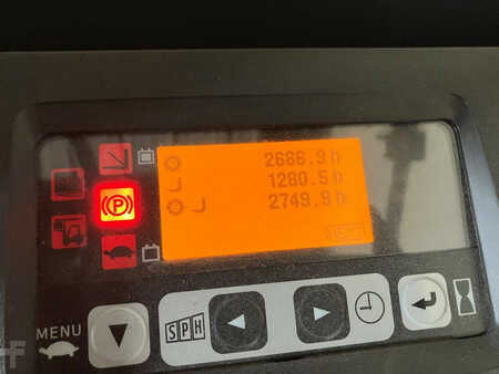 Sähkö - 4 pyör 2014  Toyota 8FBEKT16 (14)