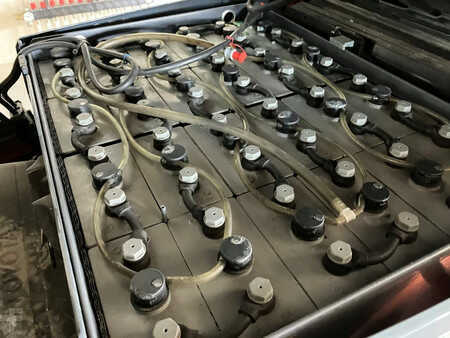 Sähkö - 4 pyör 2014  Toyota 8FBEKT16 (15)