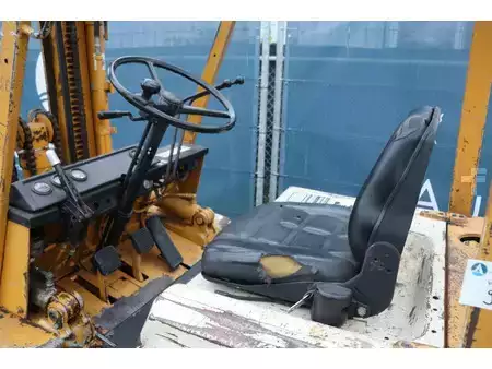 Gas truck 2019  Komatsu FG30-8 (19)