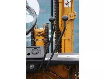 Gas truck 2019  Komatsu FG30-8 (22)