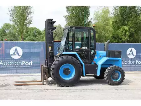 Carretilla todoterreno 2018  JCB 930 (1)
