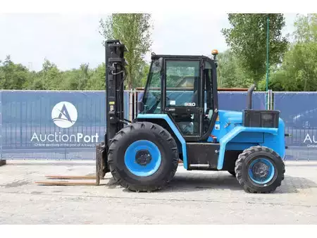 Carretilla todoterreno 2018  JCB 930 (2)