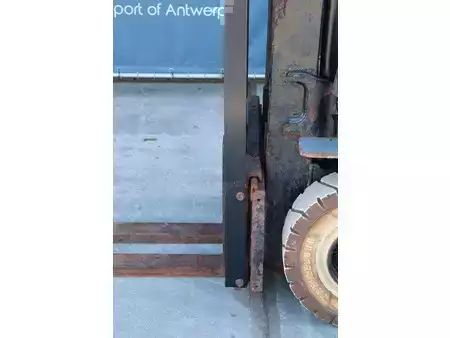 Gázüzemű targoncák 2019  Toyota 02-8FGF18 (10)