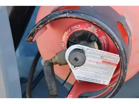 Gázüzemű targoncák 2019  Toyota 02-8FGF18 (21)