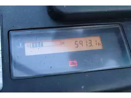 Gázüzemű targoncák 2019  Toyota 02-8FGF18 (35)