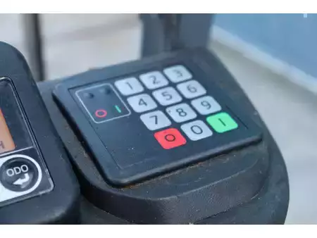 Gázüzemű targoncák 2019  Toyota 02-8FGF18 (37)