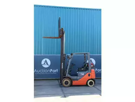 Gázüzemű targoncák 2019  Toyota 02-8FGF18 (39)