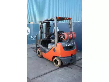 Gázüzemű targoncák 2019  Toyota 02-8FGF18 (4)