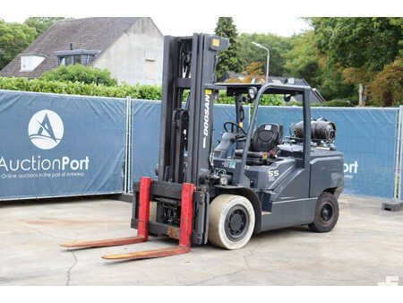 Carrelli elevatori GPL 2019  Doosan G55C-7 (9)