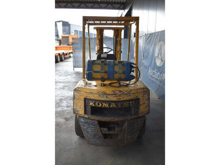 LPG Forklifts - Komatsu FG30-8 (5)