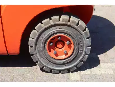 Wózki gazowe - Linde H30T (14)