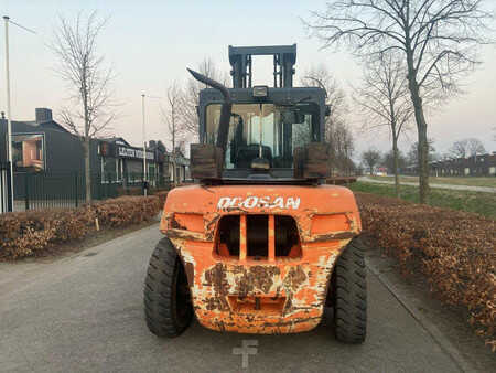 Diesel gaffeltruck 2007  Doosan D80s-5 (4)