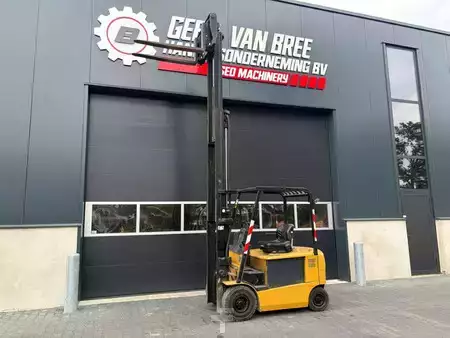 Elektro 4 Rad 1997  CAT Lift Trucks EP25K (13)