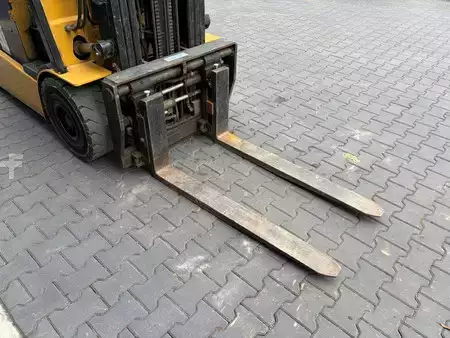 Elektro 4 Rad 1997  CAT Lift Trucks EP25K (5)