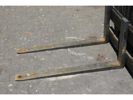 Sähkö - 4 pyör 1999  Jungheinrich EFG 25 (11)