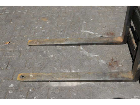 Sähkö - 4 pyör 1999  Jungheinrich EFG 25 (12)