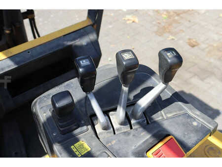 Sähkö - 4 pyör 1999  Jungheinrich EFG 25 (29)