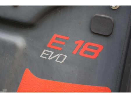 Elektromos 4 kerekű 2014  Linde E18PH-02 (14)