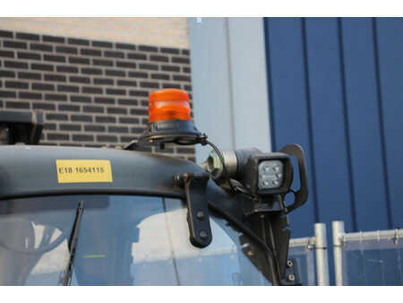 Elektromos 4 kerekű 2014  Linde E18PH-02 (18)