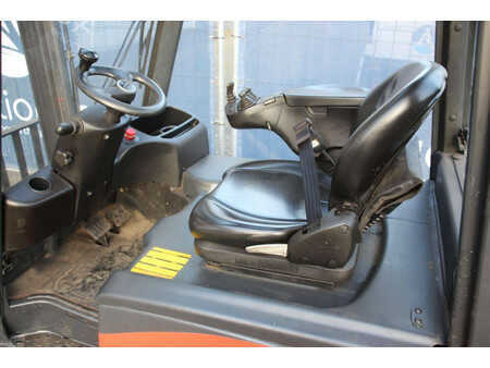 Elektromos 4 kerekű 2014  Linde E18PH-02 (22)