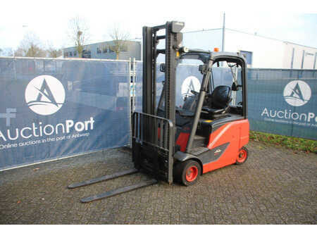 Elektromos 4 kerekű 2014  Linde E18PH-02 (8)